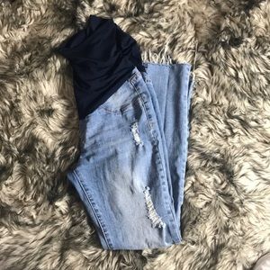 Distressed skinny Maternity Jeans
